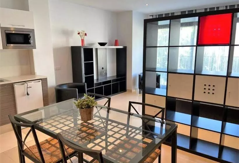 پانسیون Room In Lodge   Beautiful And Cozy Loft In The Center, Maryha Loft