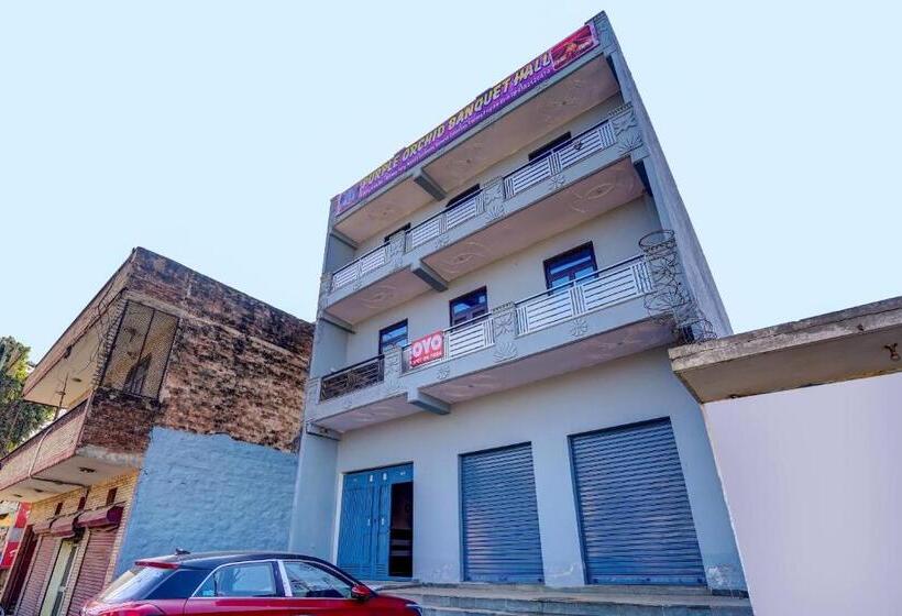 Spot On Hotel Royal Green