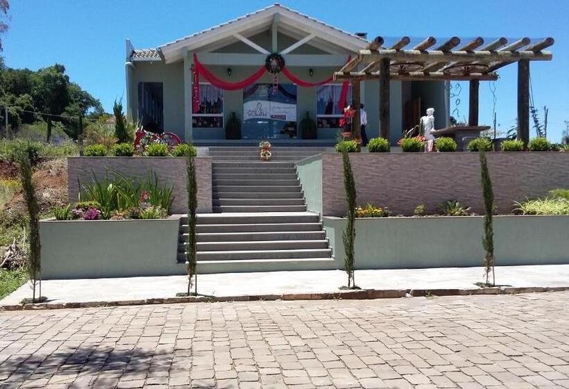 Hostel Pousada Vó Santina