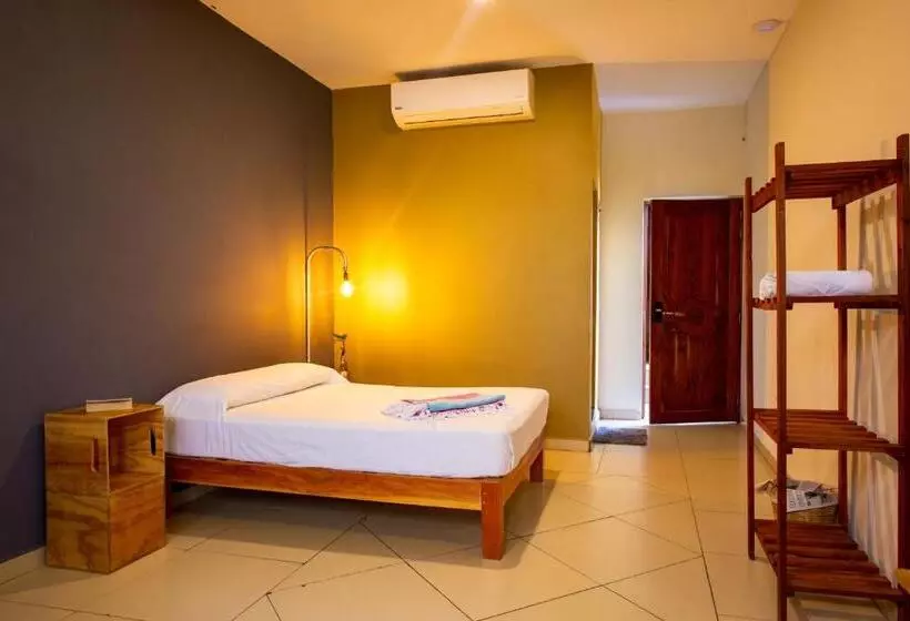 Retkeilymaja Puerto Dreams H