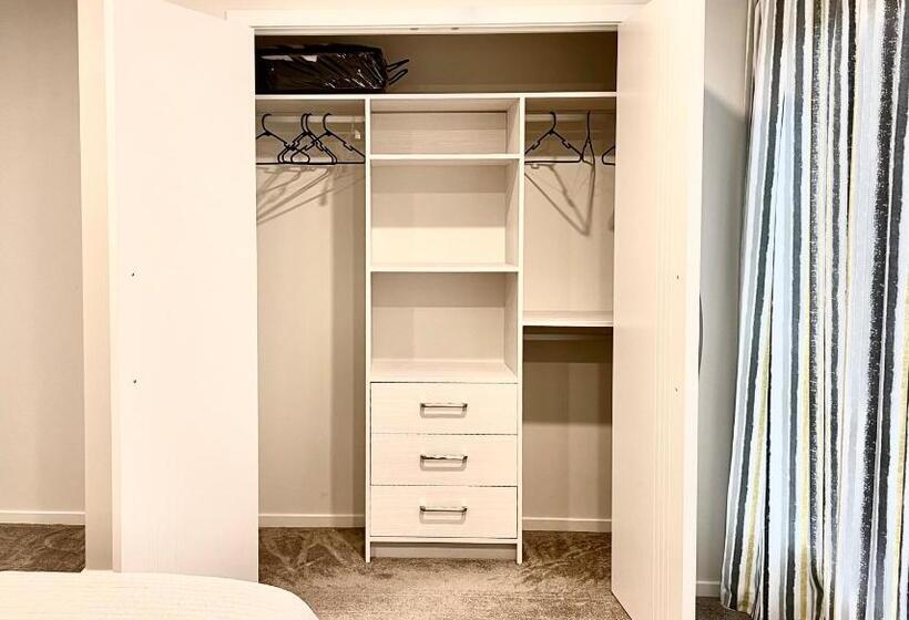 Bed and Breakfast Flat Bush Private Ensuite