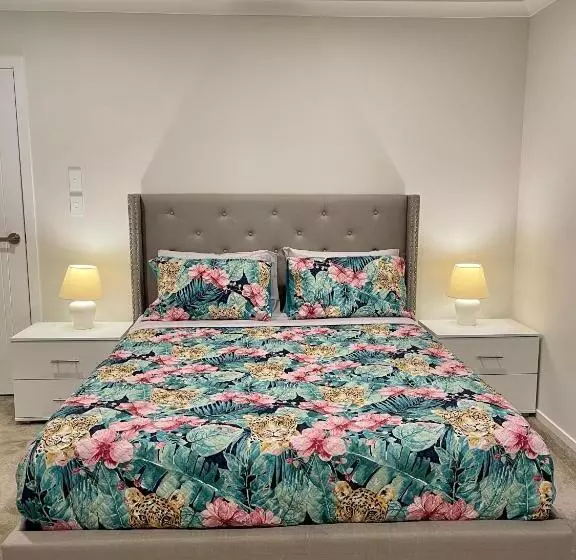 Aamiaismajoitus (B&B) Flat Bush Private Ensuite