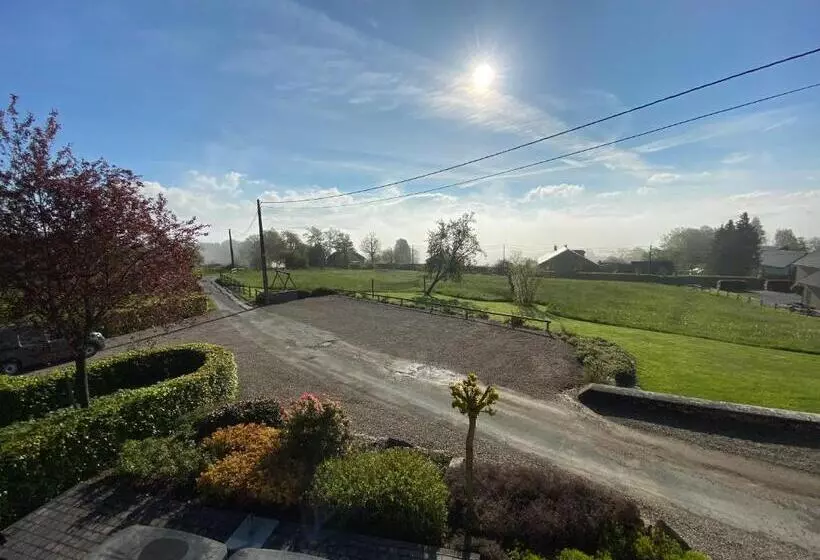 ベッドアンドブレックファースト Gite Du Moulin Iris