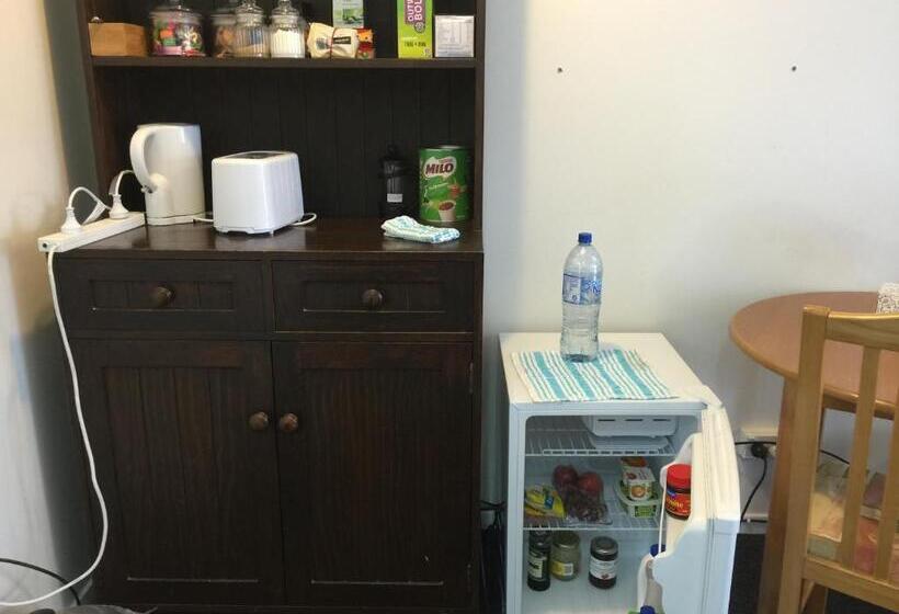 ベッドアンドブレックファースト K&r Orewa Homestay