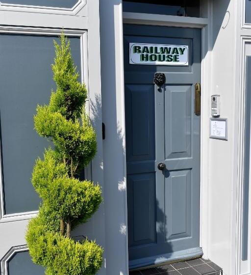 민박 Railway House Guest House