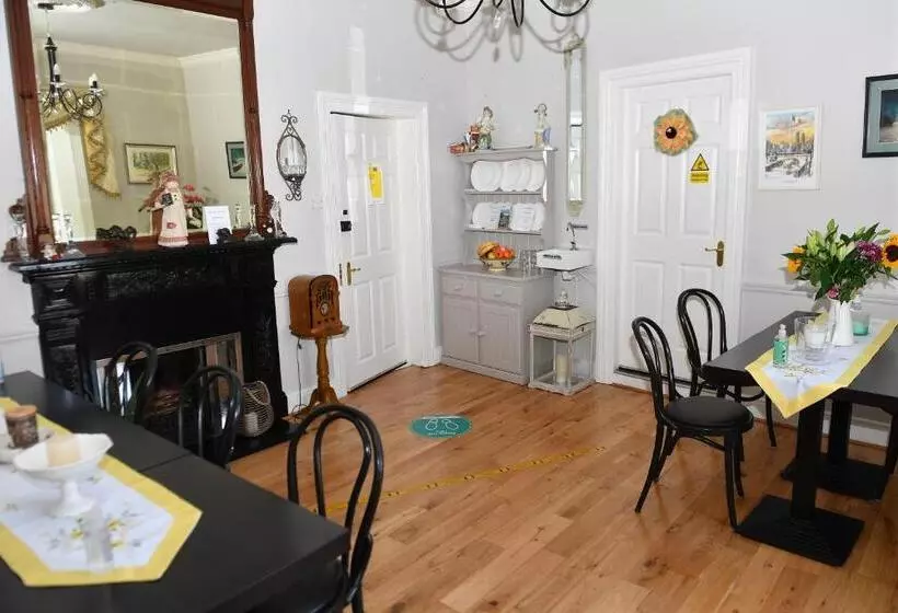 ベッドアンドブレックファースト Railway House Guest House