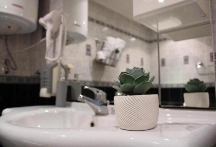 تختخواب و صبحانه Siesta