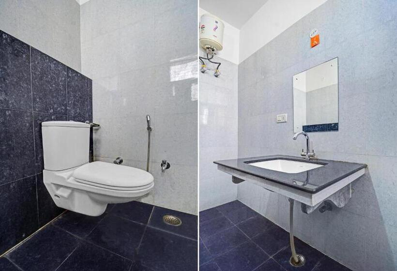 Collection O Hotel Omkar Residency