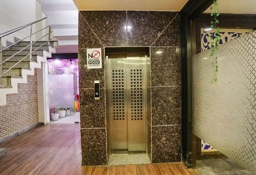 Fabhotel Leaf Paradise