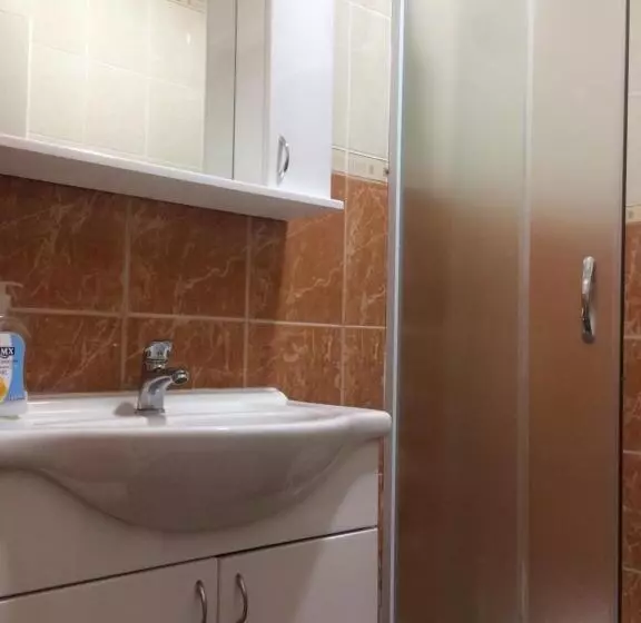 Hostel Arijana