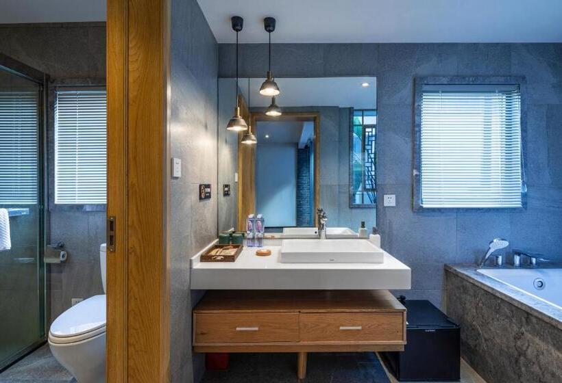 Szálloda Guilin Heshe Lakeside Resort