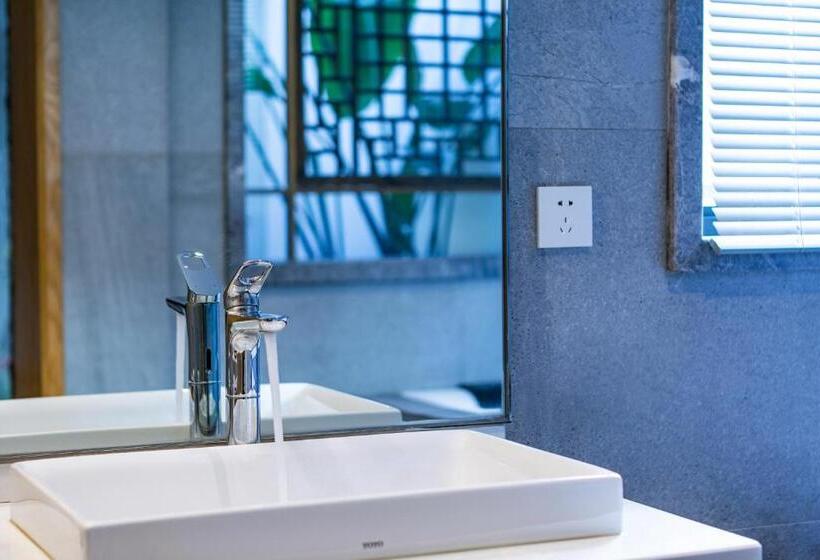 Szálloda Guilin Heshe Lakeside Resort