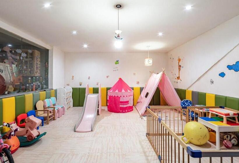 Szálloda Guilin Heshe Lakeside Resort