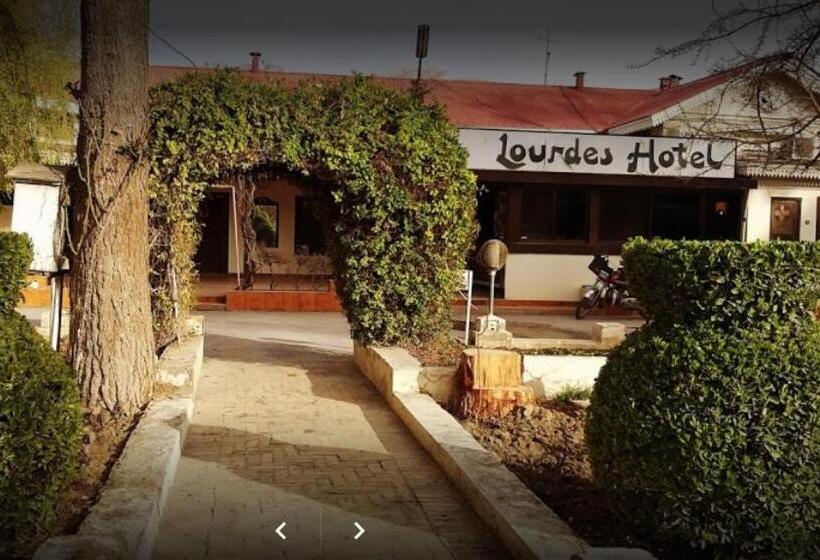 فندق Lourdes