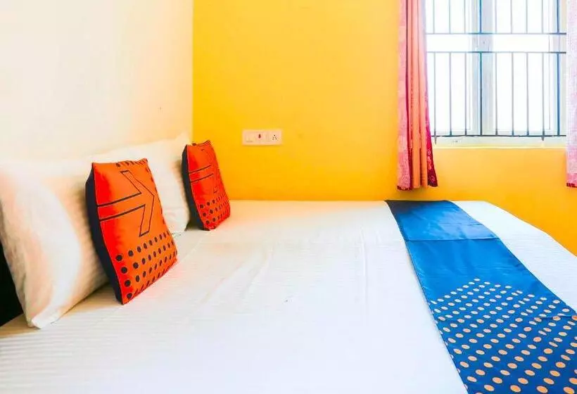 Hotelli Oyo Flagship Ayyans Residency