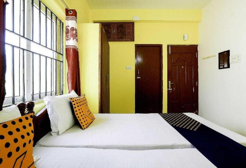 Hotel Oyo Flagship Ayyans Residency