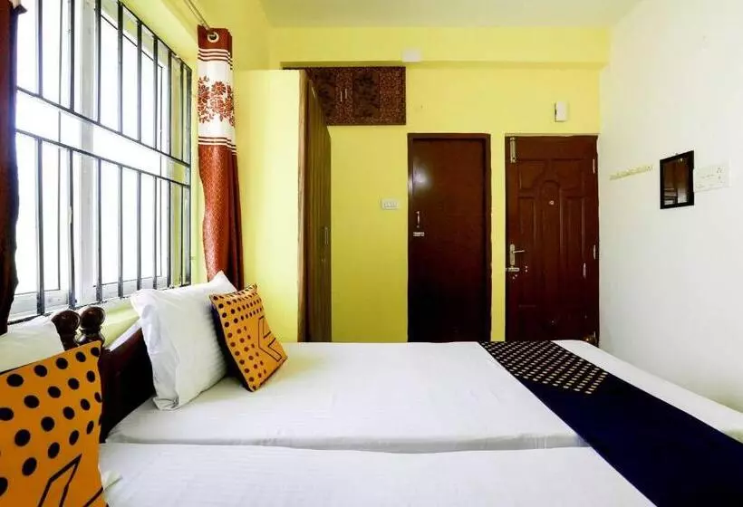 Hotelli Oyo Flagship Ayyans Residency