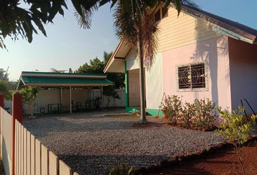 بنسيون Bungalow 36 M2 Sur Terrain 400m2 Avec Piscine Privée A 12km De Ban Dung