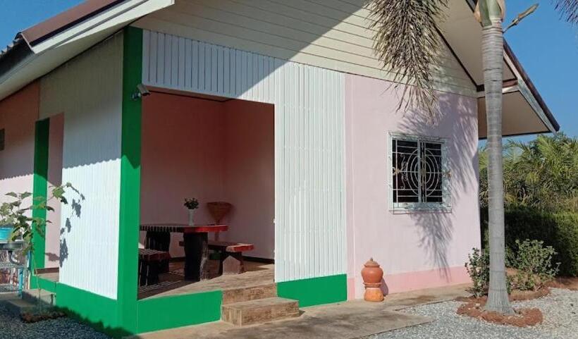 بنسيون Bungalow 36 M2 Sur Terrain 400m2 Avec Piscine Privée A 12km De Ban Dung