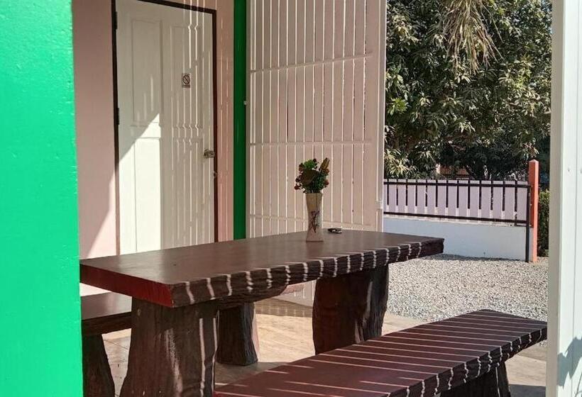 بنسيون Bungalow 36 M2 Sur Terrain 400m2 Avec Piscine Privée A 12km De Ban Dung