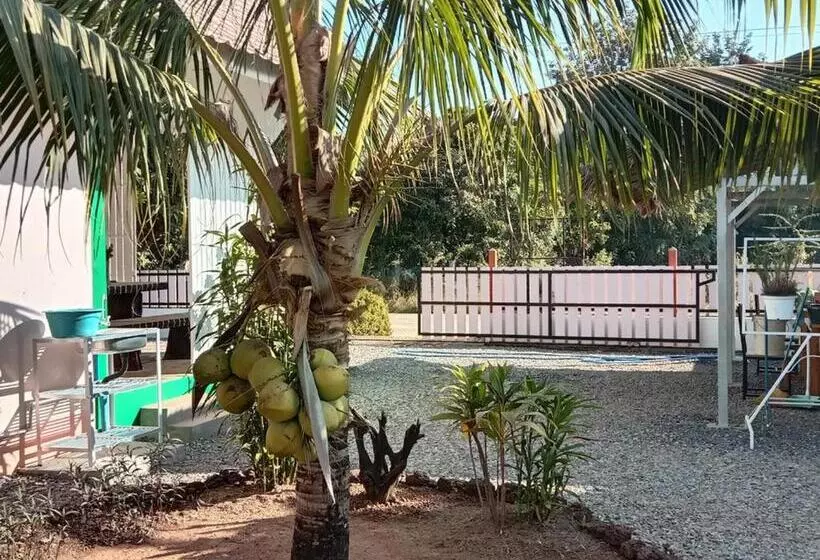 ペンション Bungalow 36 M2 Sur Terrain 400m2 Avec Piscine Privée A 12km De Ban Dung
