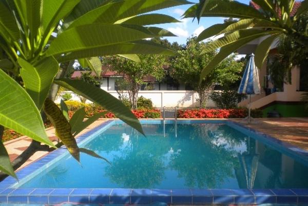 بنسيون Bungalow 36 M2 Sur Terrain 400m2 Avec Piscine Privée A 12km De Ban Dung
