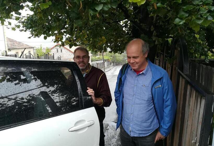 پانسیون Guest House Green Veranda