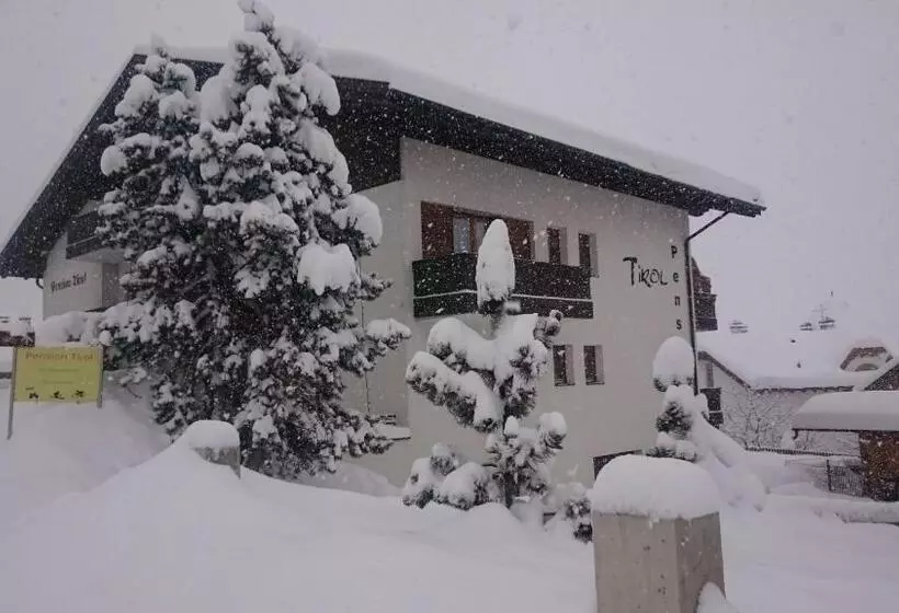 Pension Tirol