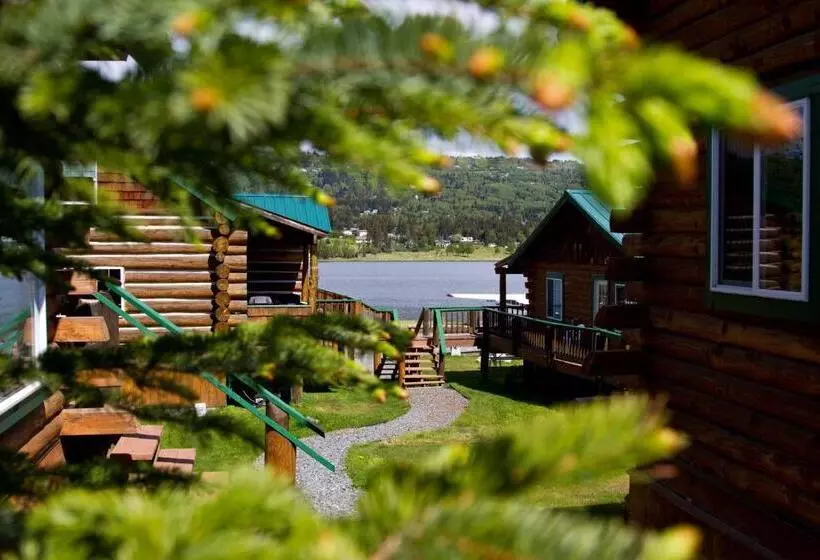 ユースホステル Homer Floatplane Lodge
