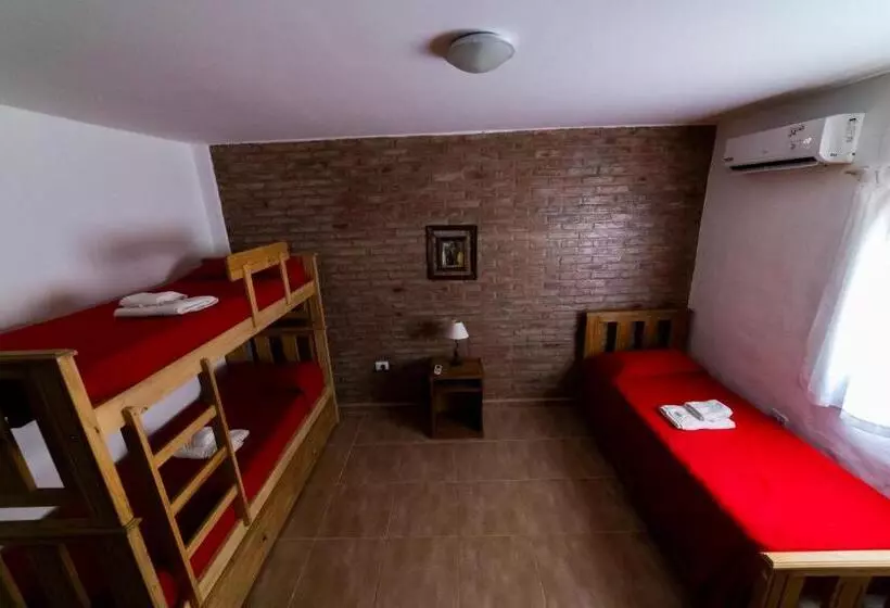 ユースホステル Hosteria Villa Santa Clara Del Atuel