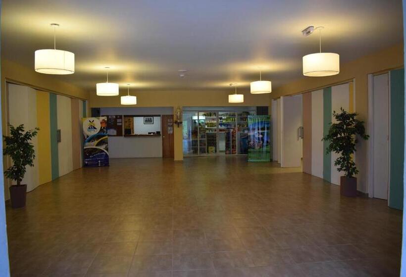 ユースホステル Hosteria Villa Santa Clara Del Atuel