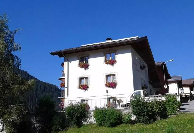 ベッドアンドブレックファースト Pension Susanne