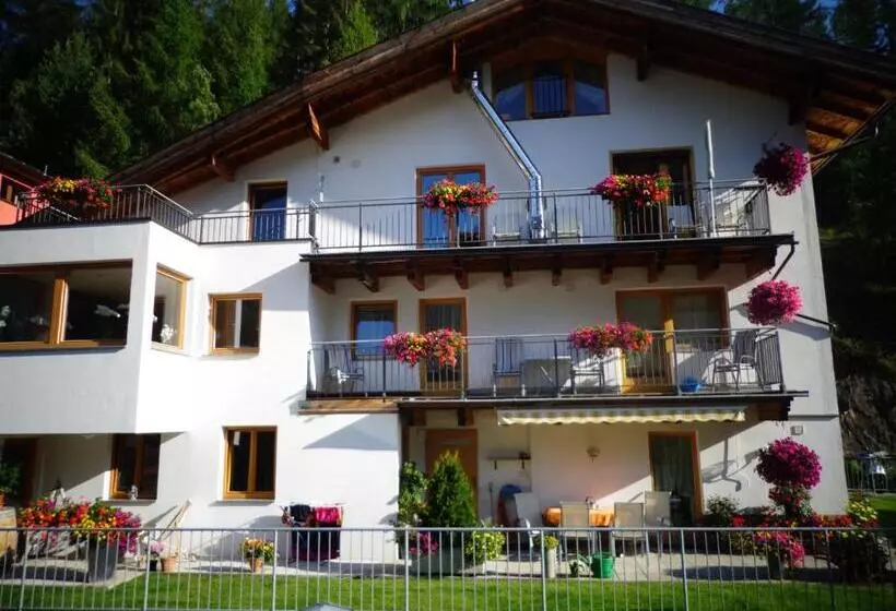 ベッドアンドブレックファースト Pension Susanne