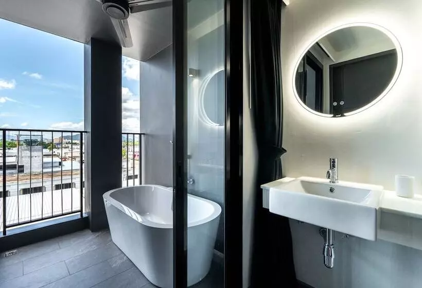 Blu Monkey Hub & Hotel Krabi Town