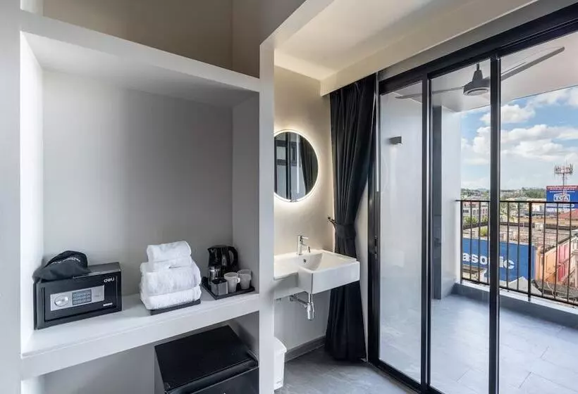 Blu Monkey Hub & Hotel Krabi Town
