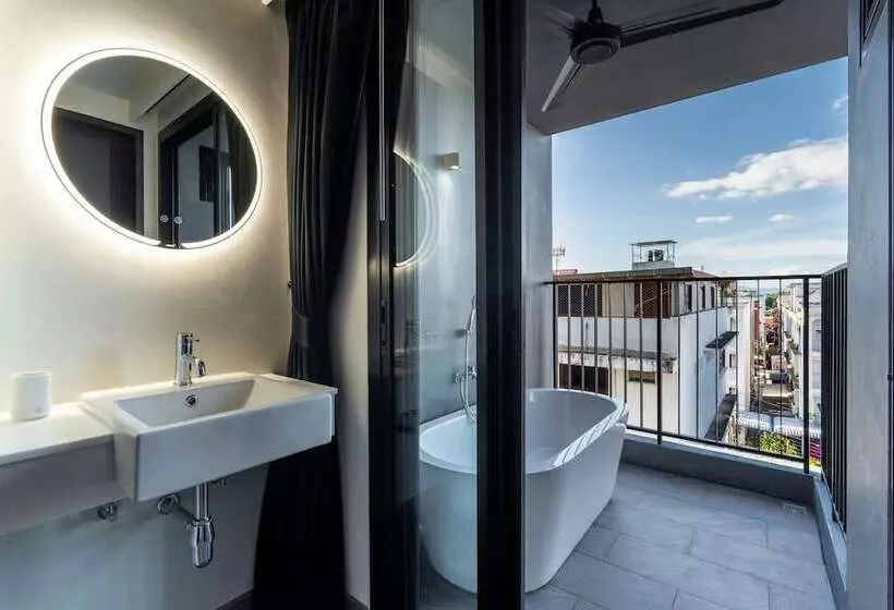 Blu Monkey Hub & Hotel Krabi Town