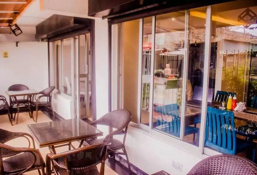 Dayo Suites And