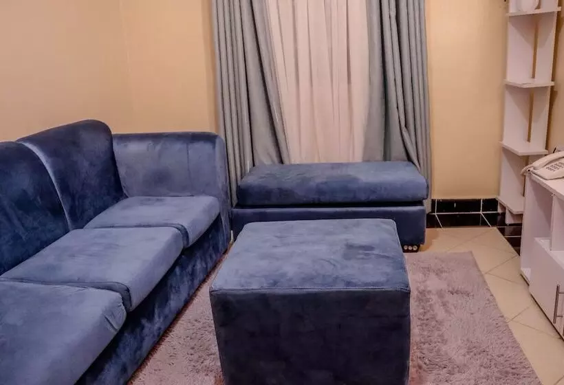 Dayo Suites And