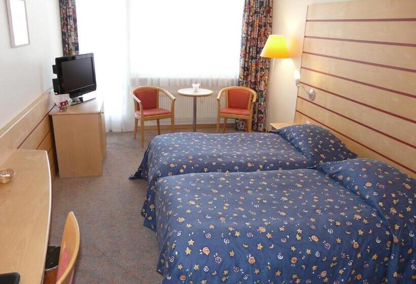 فندق Fontana Budget