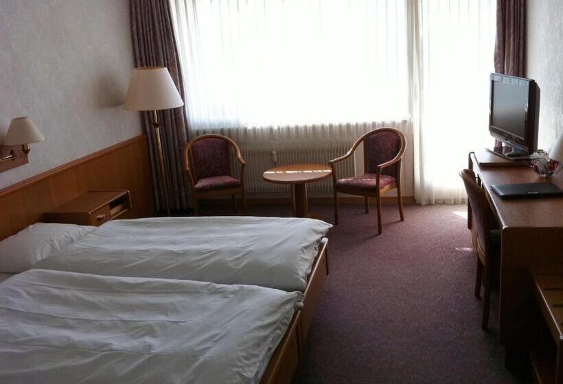 فندق Fontana Budget