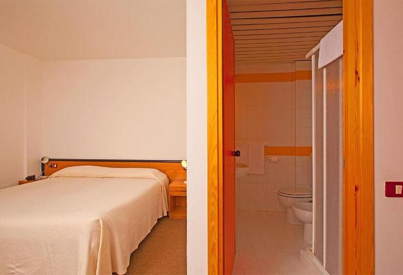 בית מלון כפרי Libia