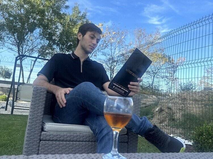 هتل D Twins Airport