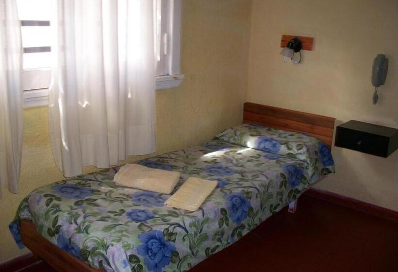 בית מלון כפרי Royal