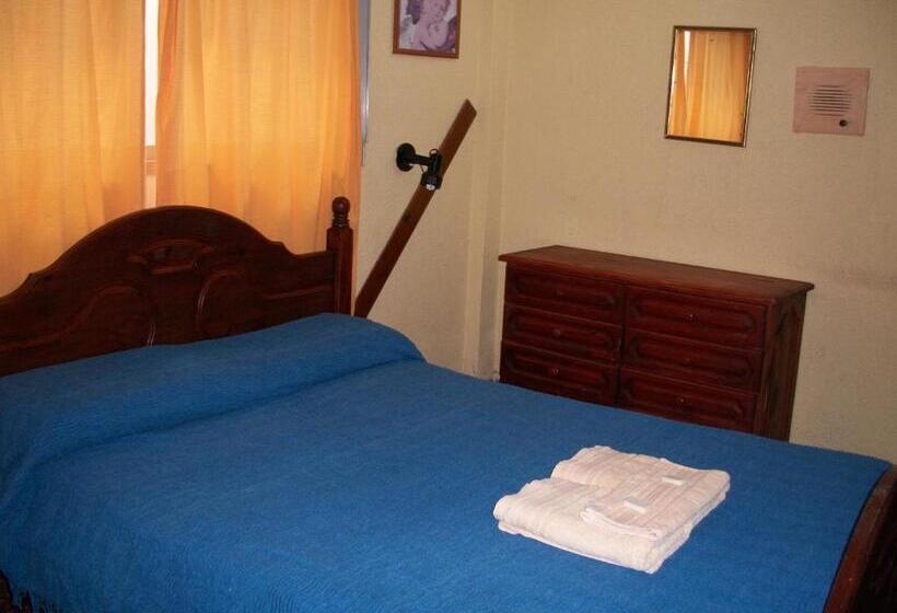 בית מלון כפרי Royal