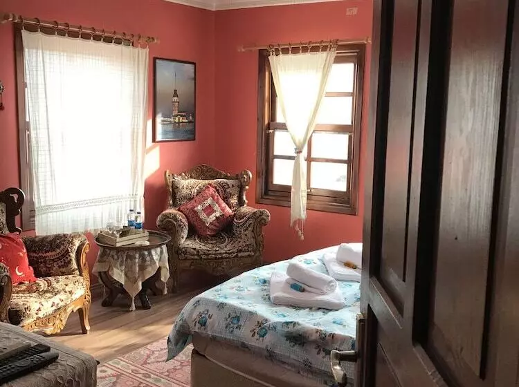 Hotelli Sirince Gargamelin Evi