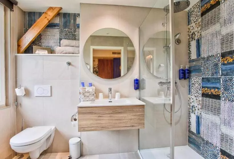 Hotelli Le Castel Cabourg Hôtel & Spa  Restaurant La Calypso