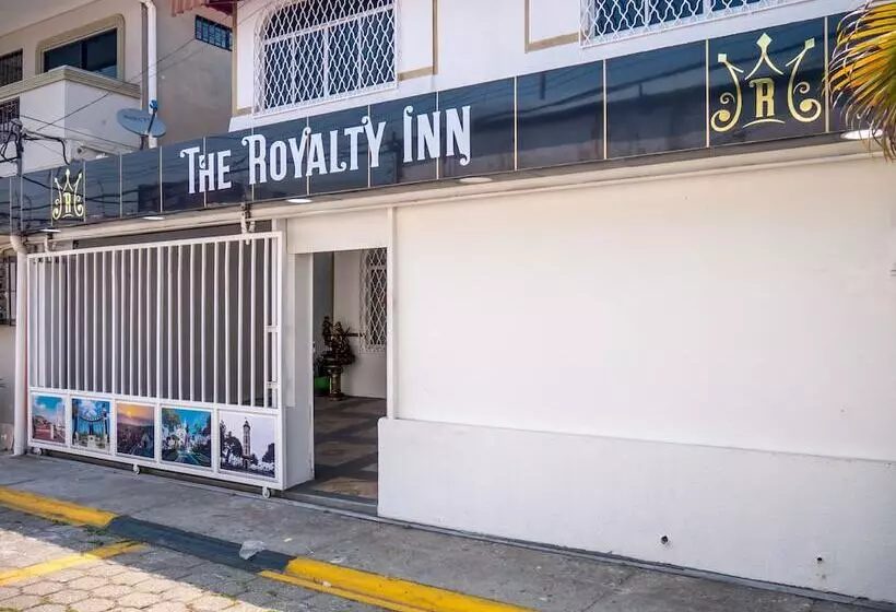 Hotelli The Royalty Inn