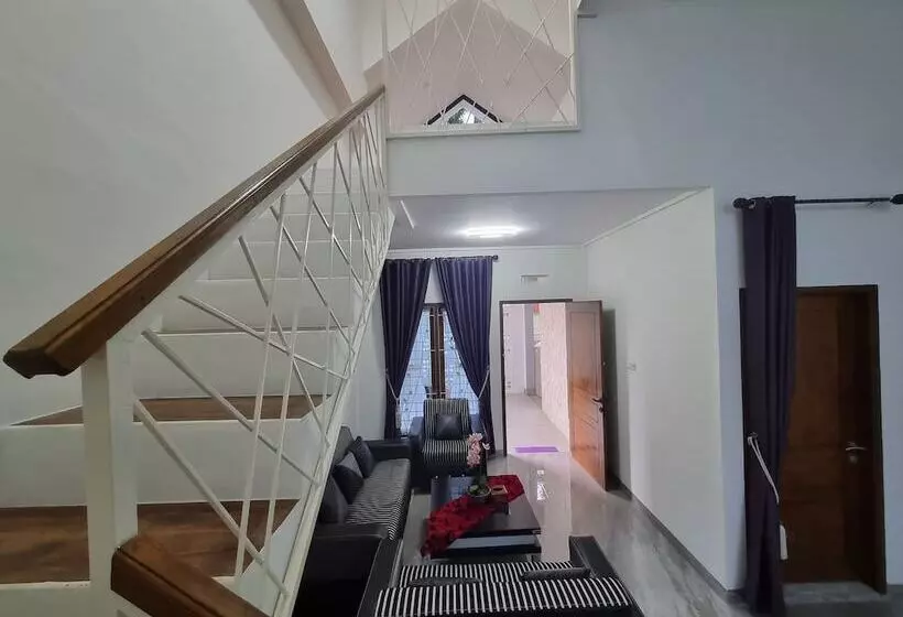 Hotelli Wafaby Guest House