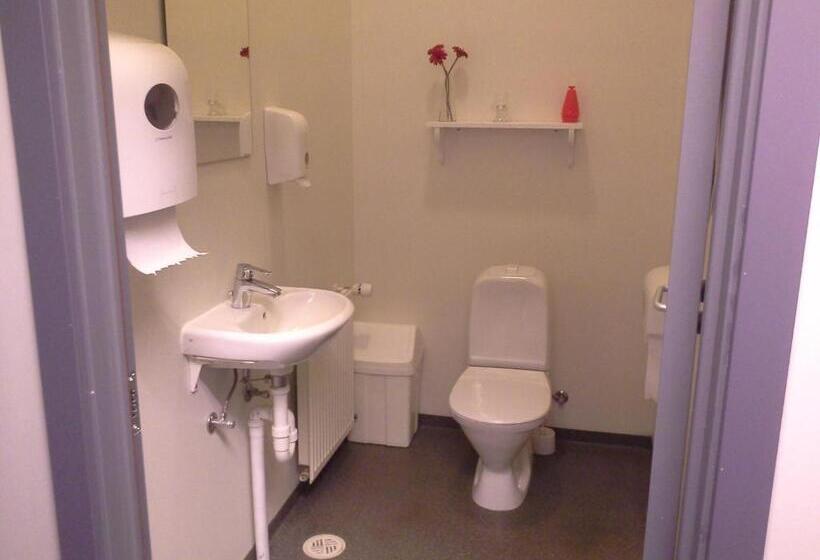 پانسیون Guesthouse Reynir