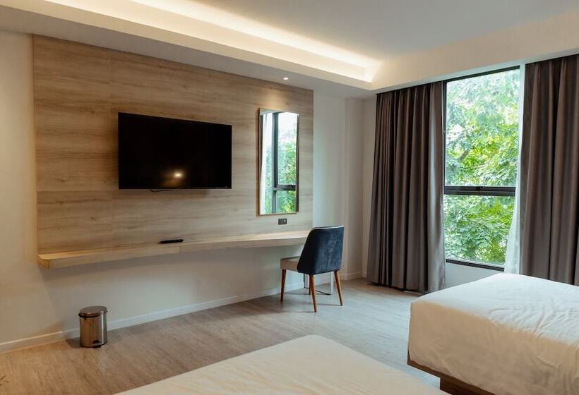 Rus Hotel&convention